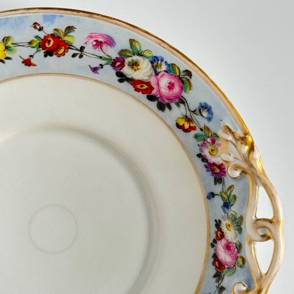 Plat à gâteau en porcelaine peint à la main   Vieux Paris