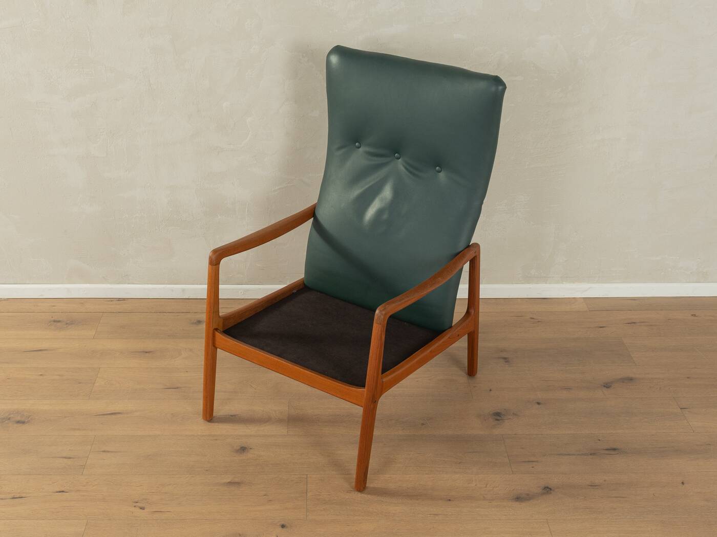 FD-159 Armchair by Ole Wanscher