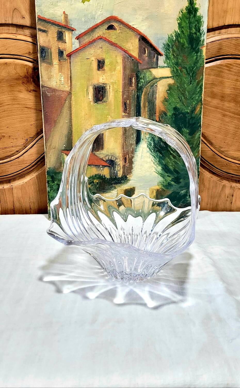 Vintage chic crystal art centrepiece fruit bowl