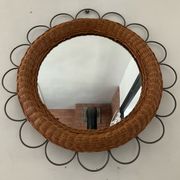 Miroir vintage en rotin
