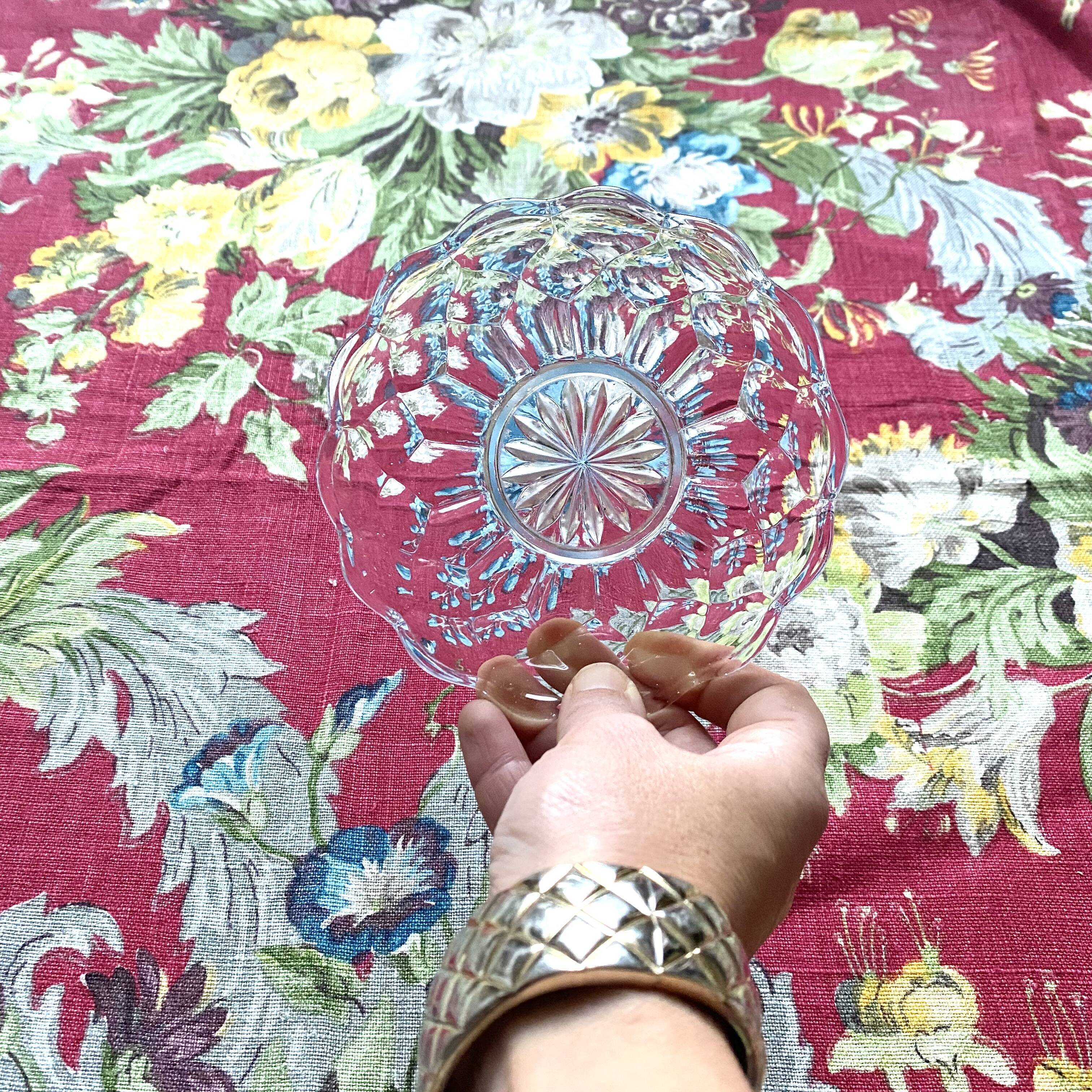 12 transparent glass dessert plates