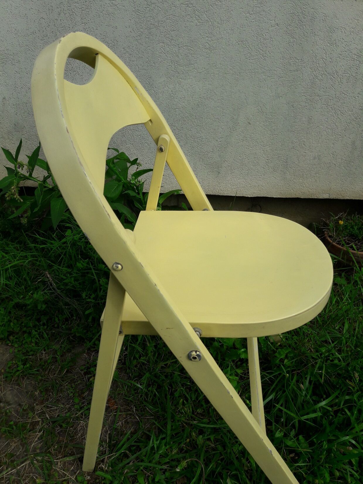 Tuna folding chair