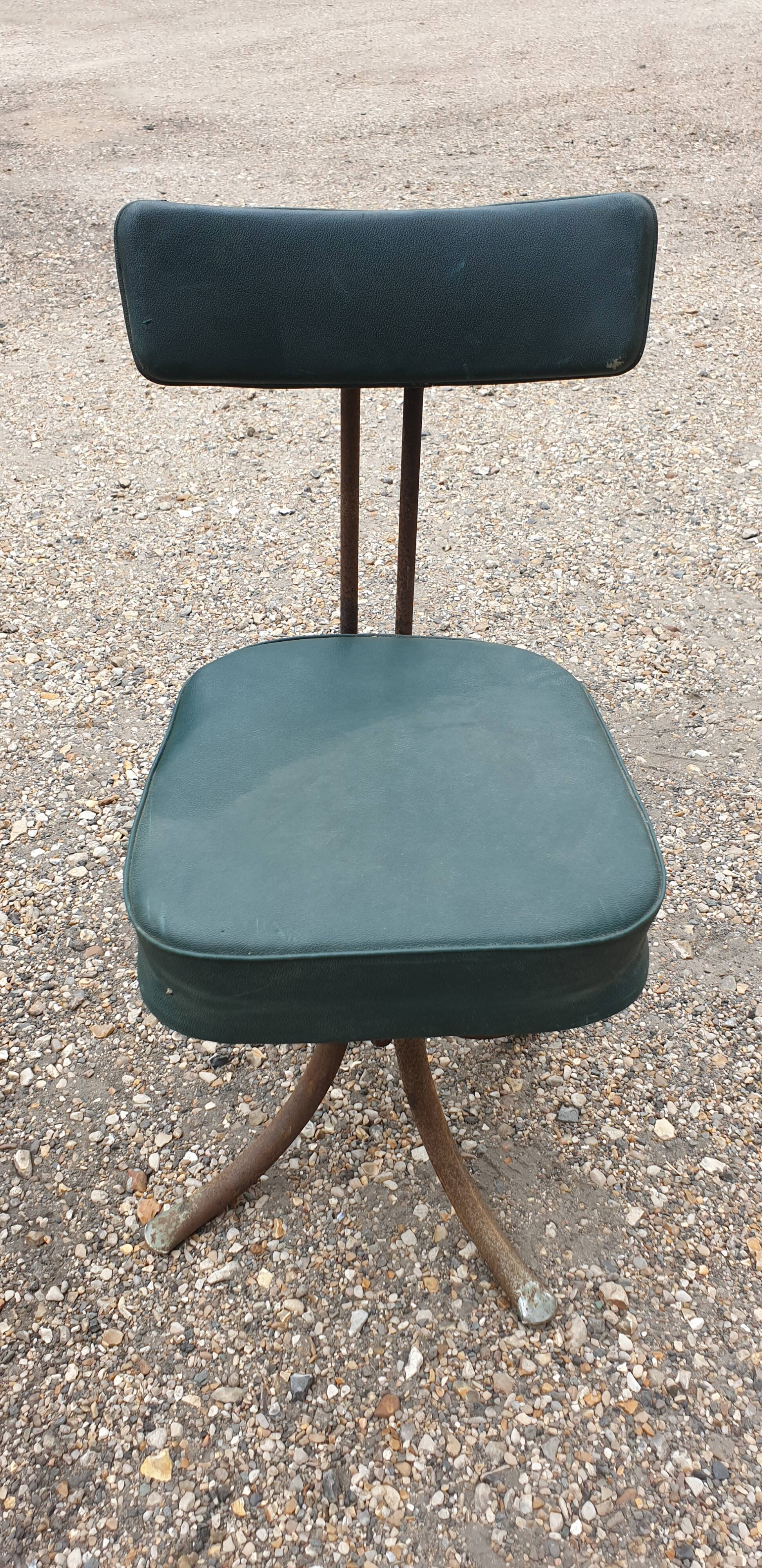 Swivel chair in green skai and chrome steel, Pullman, 1960