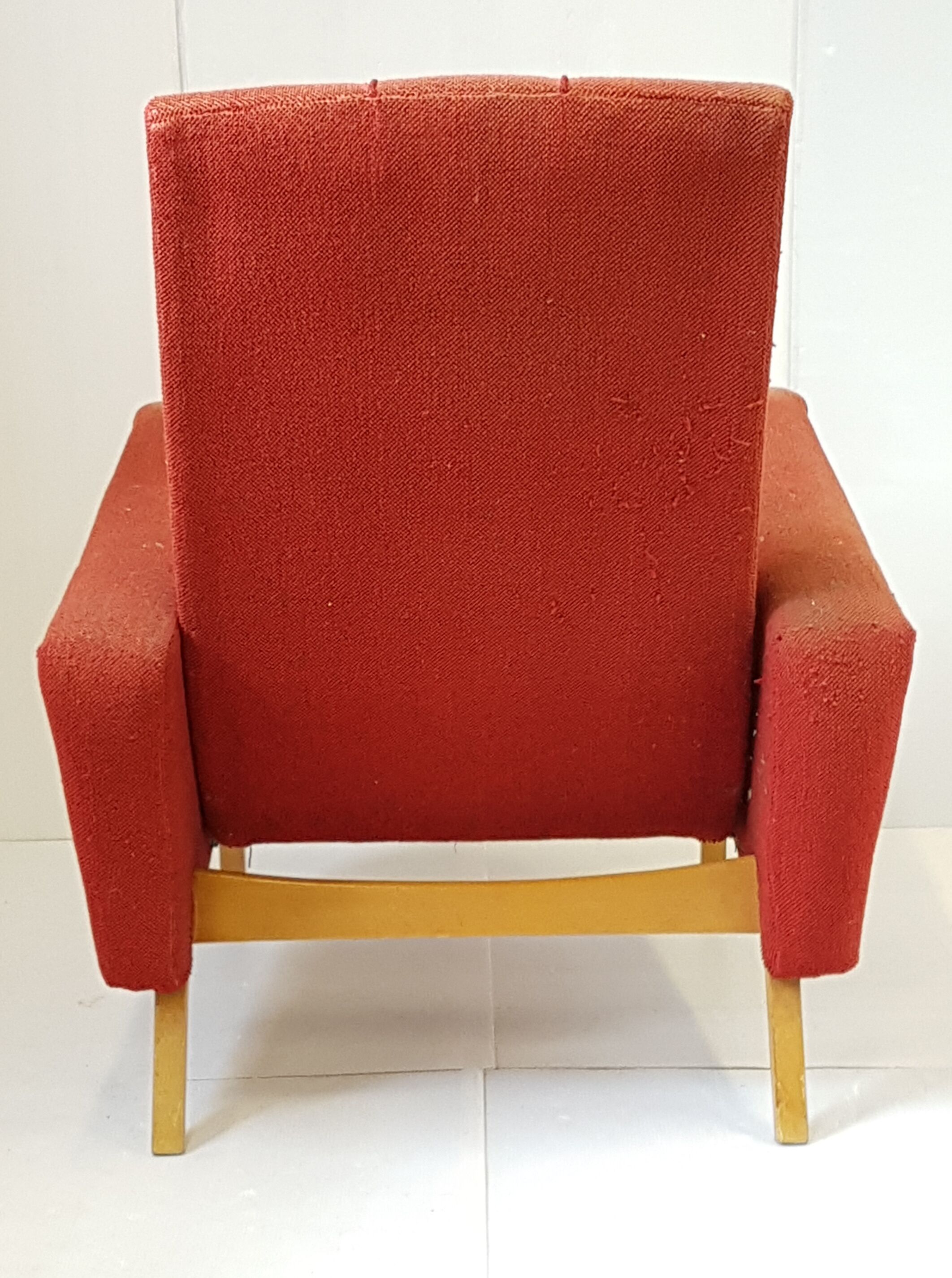 Chair with footrest of the 1950s