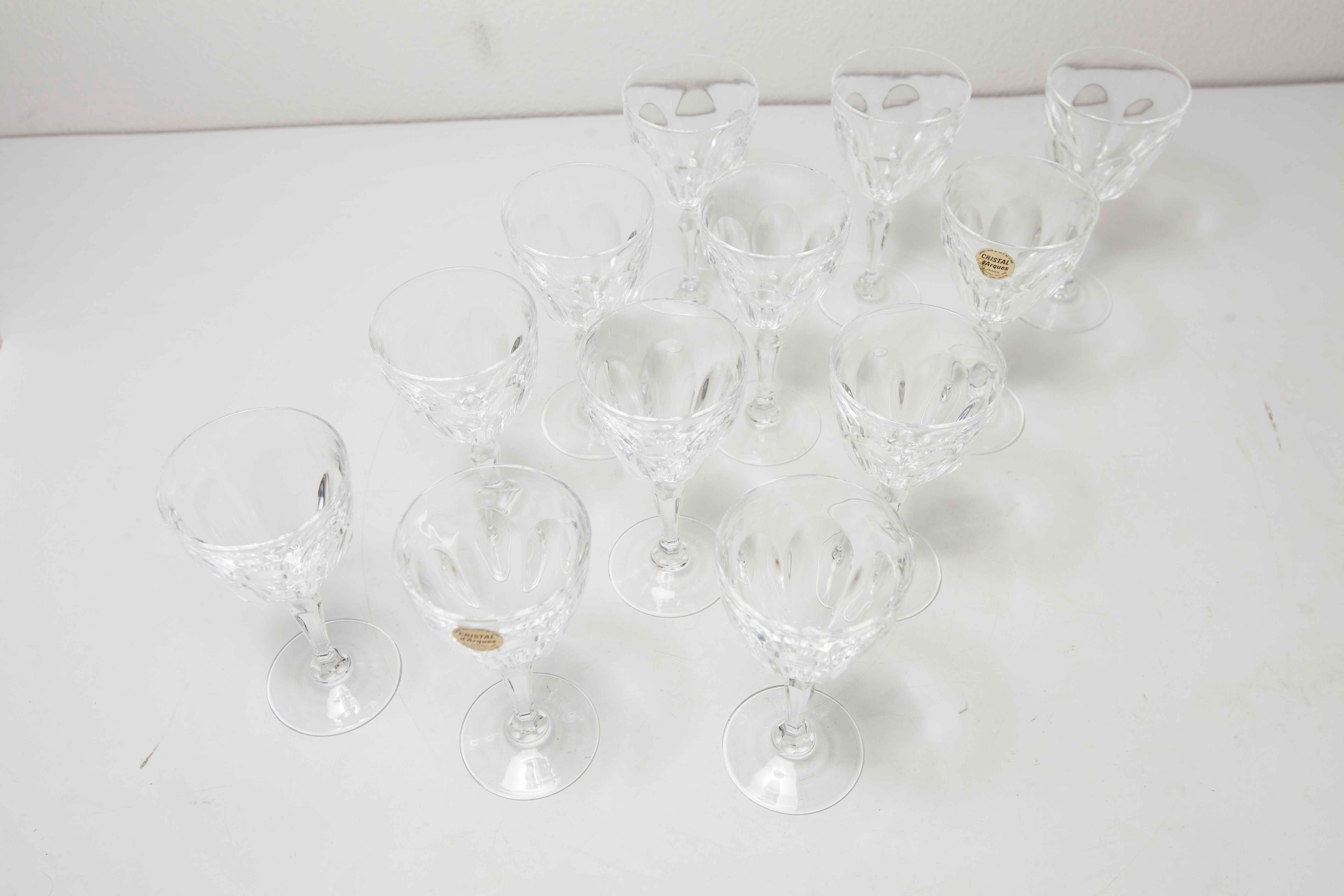 12 Crystal Glasses of Washington model arques