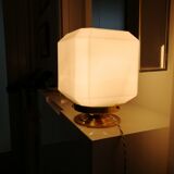 Vintage lamp to lay