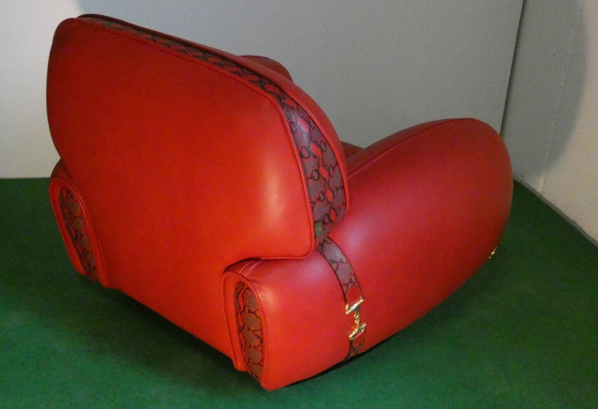 Set of 2 Armchairs, Lamp and Coffee Table - Elisabetta Gucci for Formitalia, 1980s