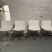 4 Cataifa 46 office chairs by Arper