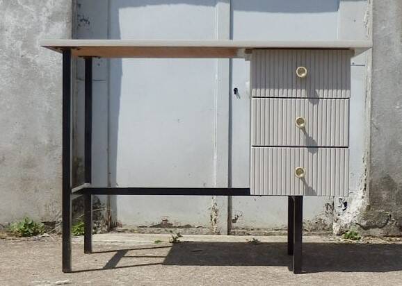 Bureau vintage restauré