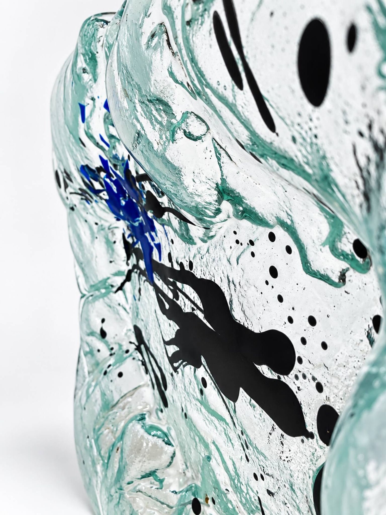 Grand centre de table en verre fusionné – pièce sculpturale abstraite