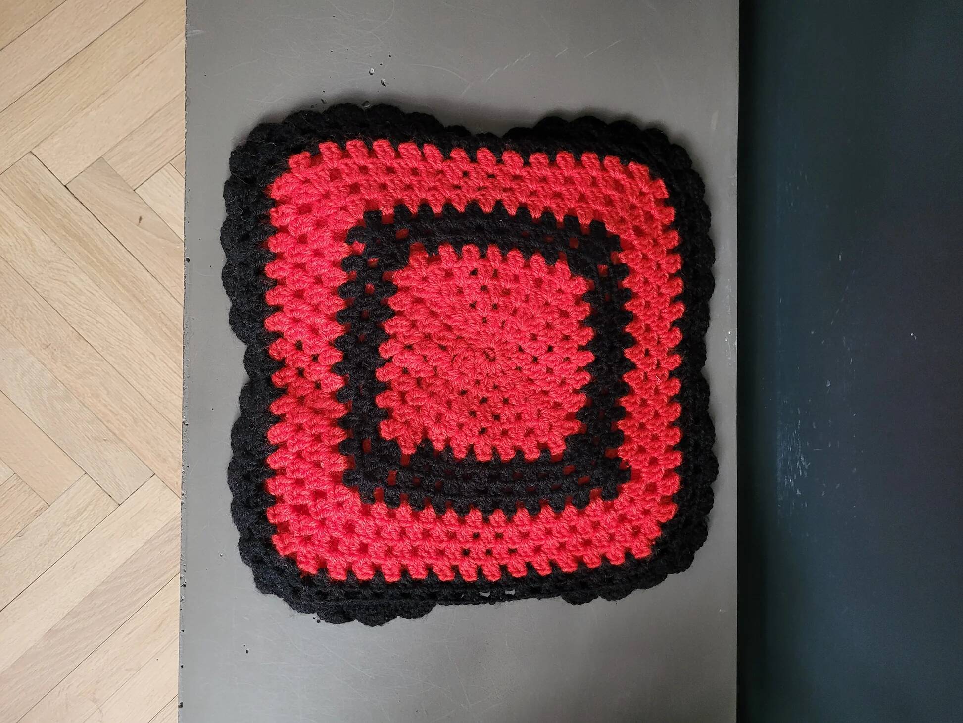 Crochet cushion cover 35x35