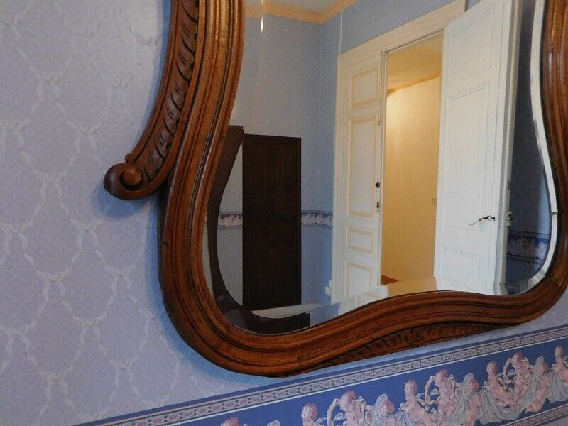 Louis XV style rocaille mirror in walnut, wall-mounted, 110x85cm