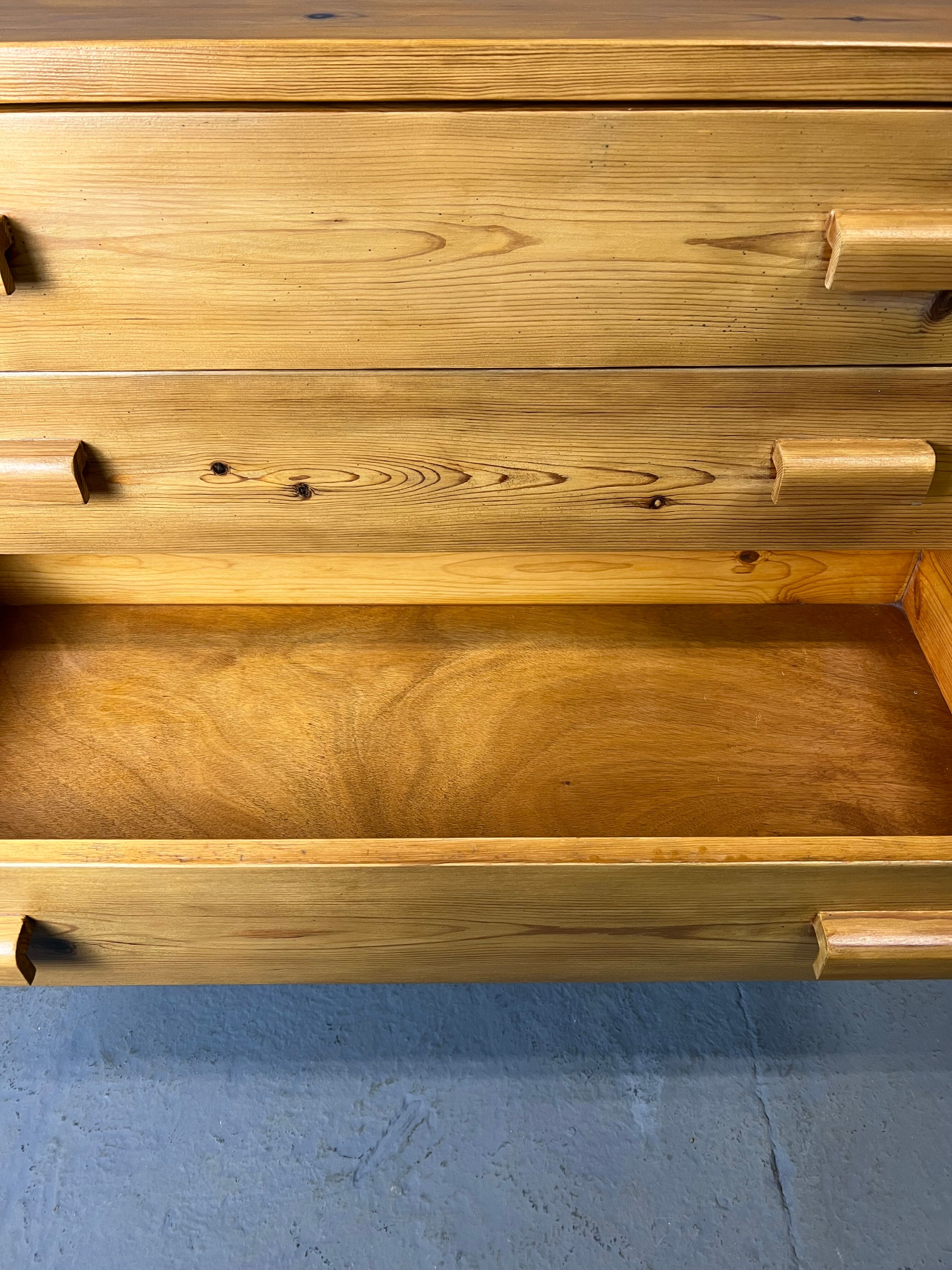 Pine chest of drawers 4 drawers, 80s