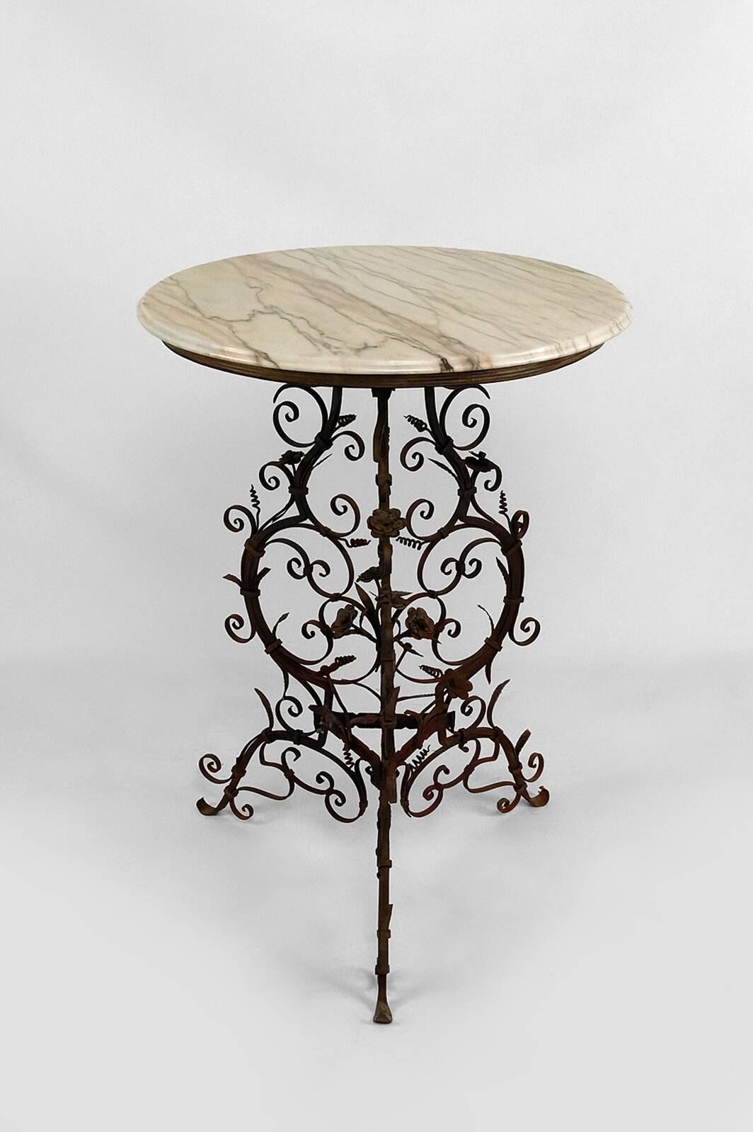 Wrought iron pedestal table and marble top, Venice, Italy, 17th century