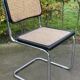 Chaise Cesca modèle b32 en chrome et noir par Marcel Breuer