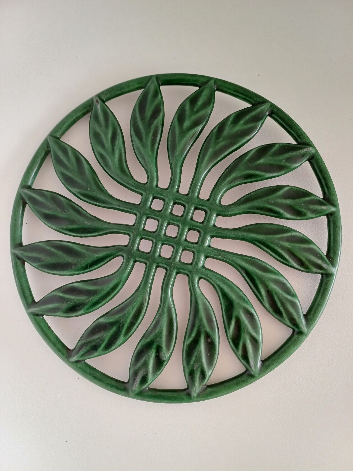 Trivet