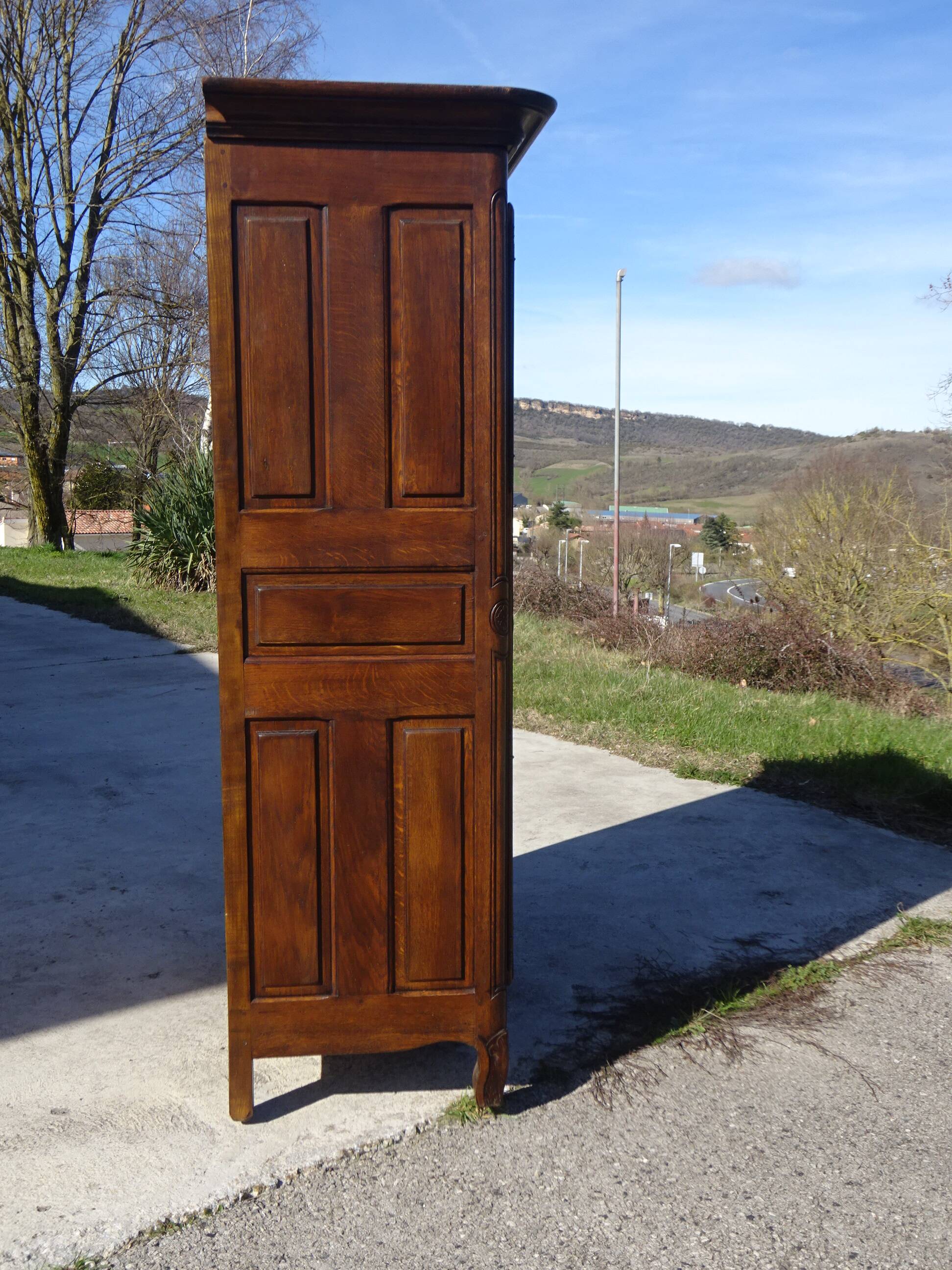 Solid oak wardrobe, Renaissance style