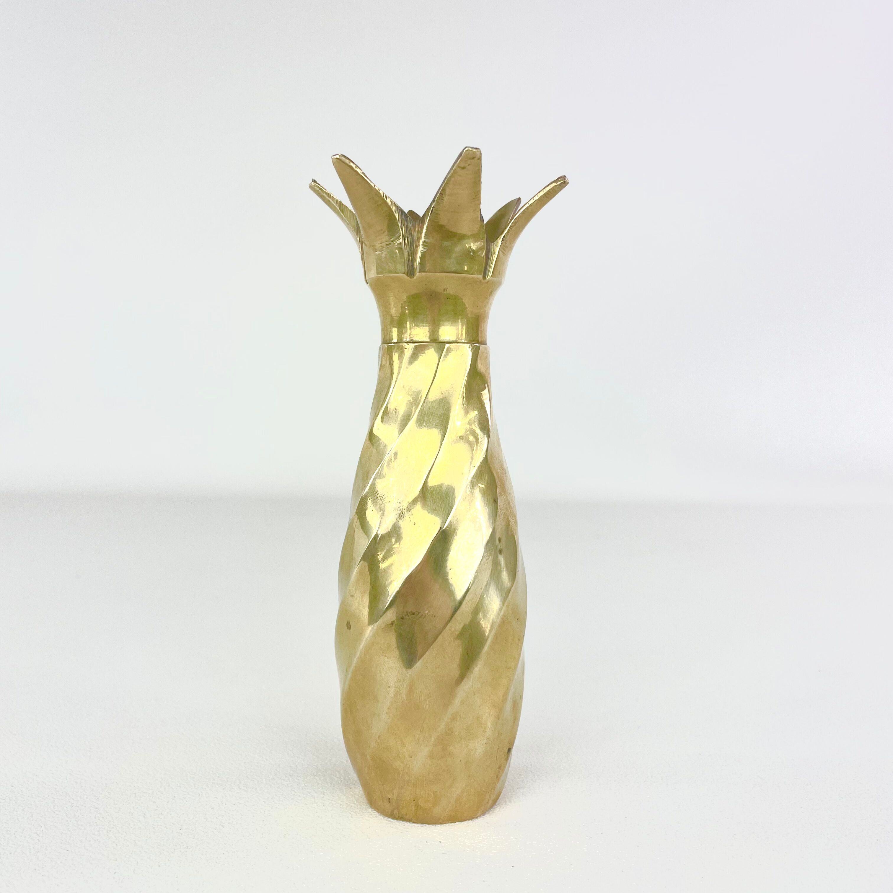Candle holder in brass mid-century