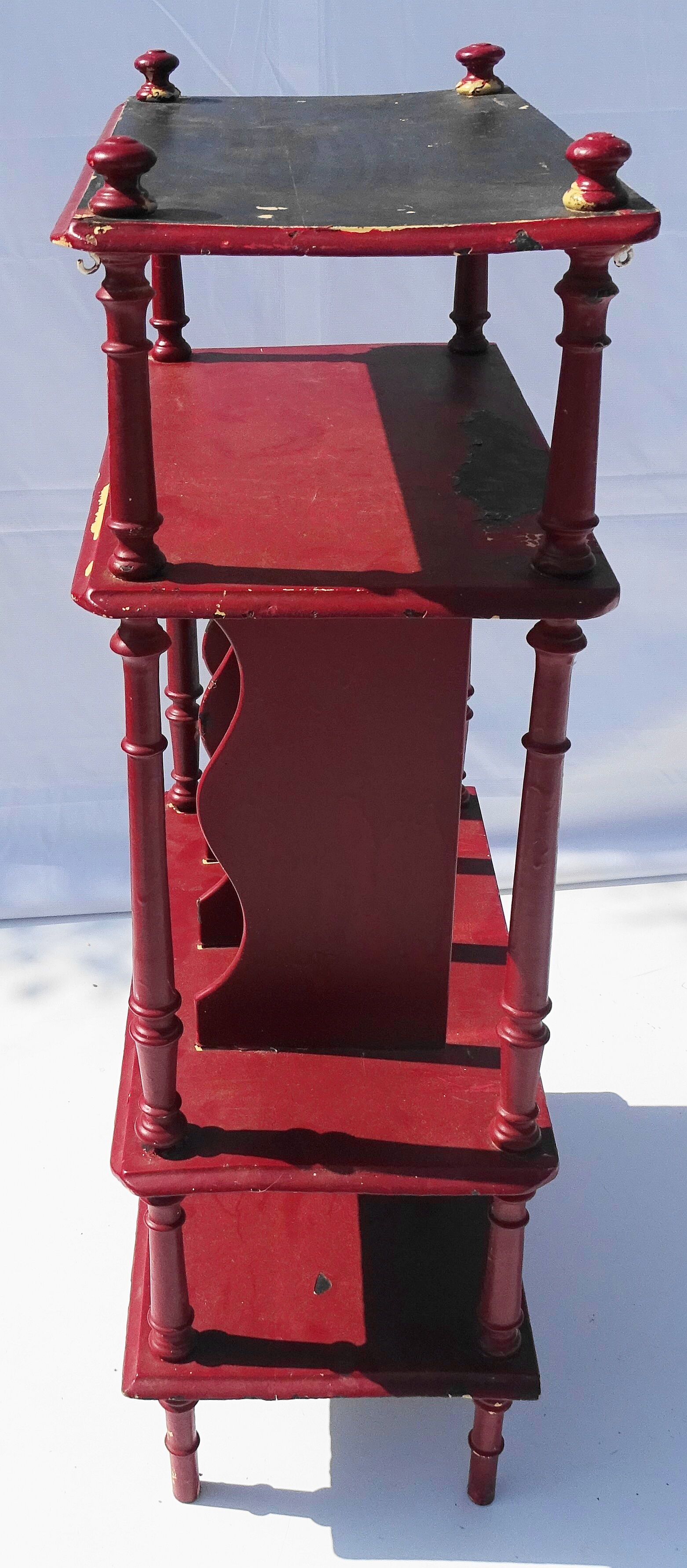 Shelf-record vinyl 33 turns