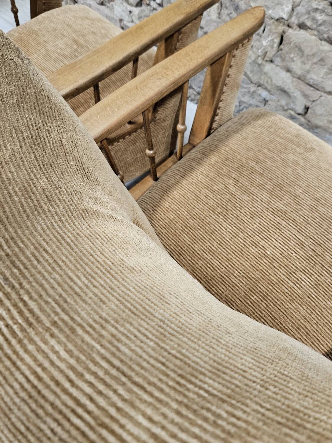 Paire de fauteuils brutalistes, années 1950