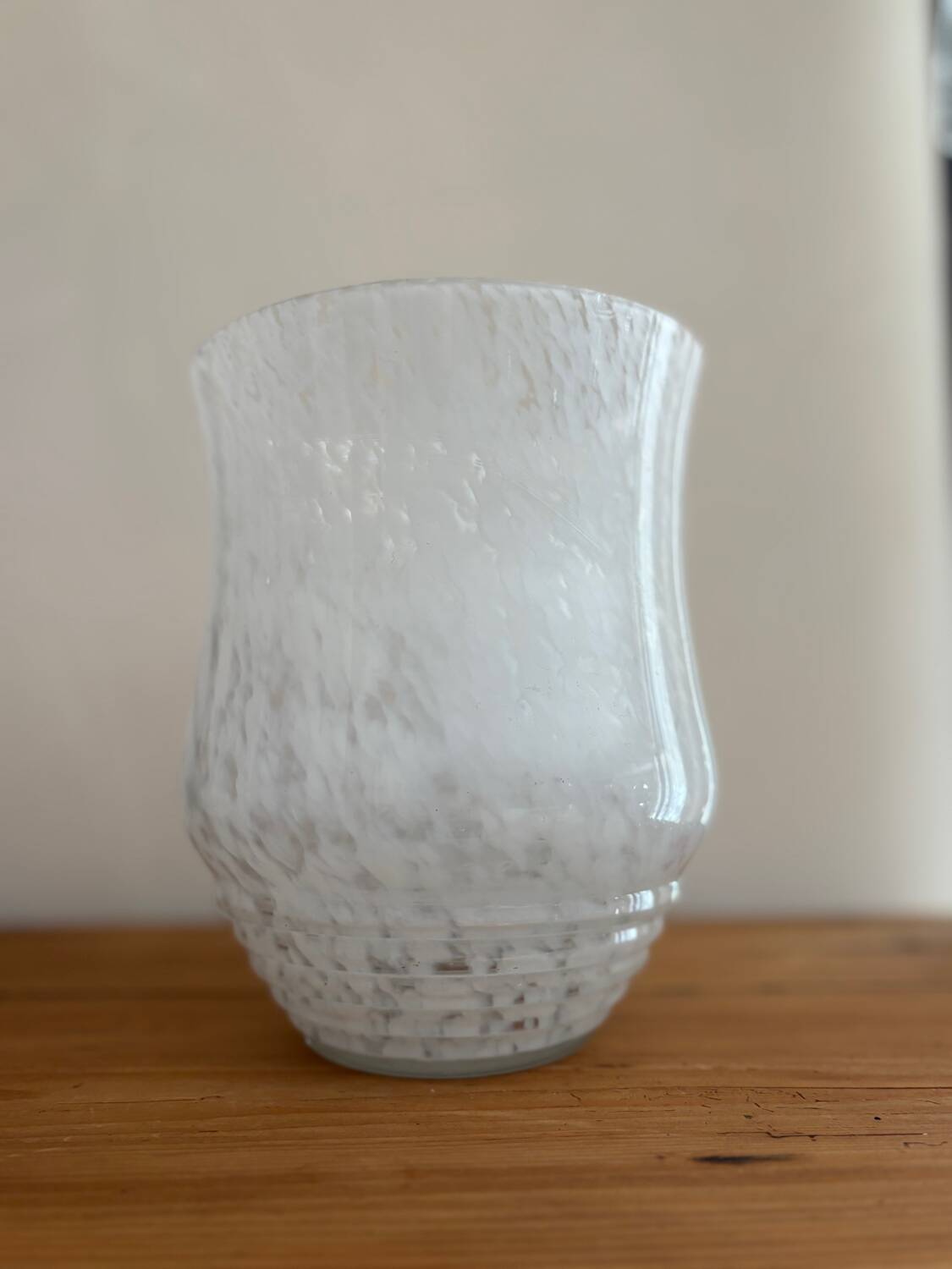Vase verre de clichy blanc années 20 art déco
