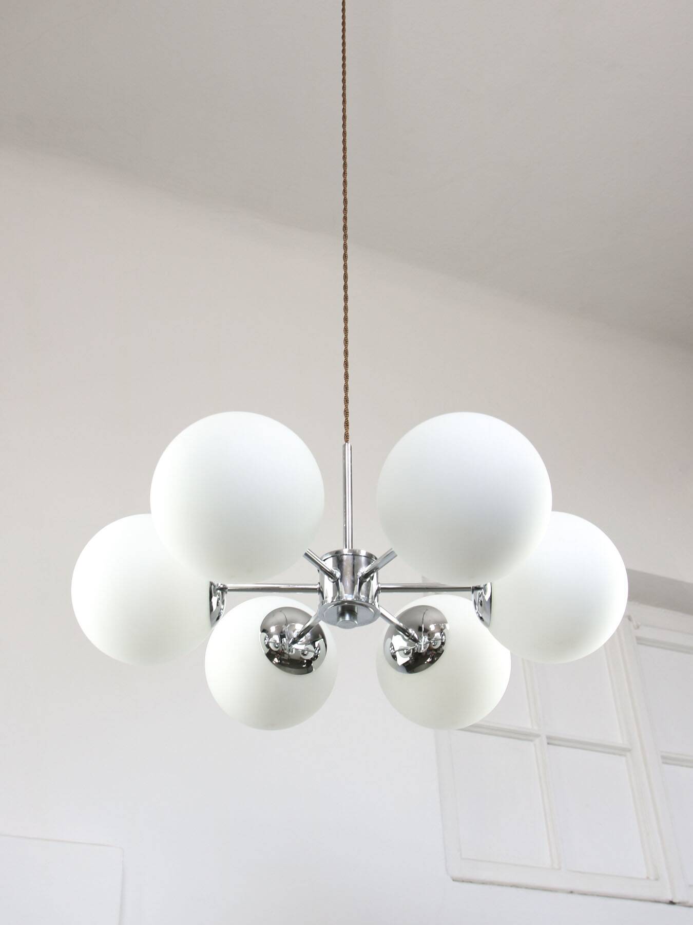 Space-age Italian Sputnik Chrome & Opaline Chandelier, 1970s