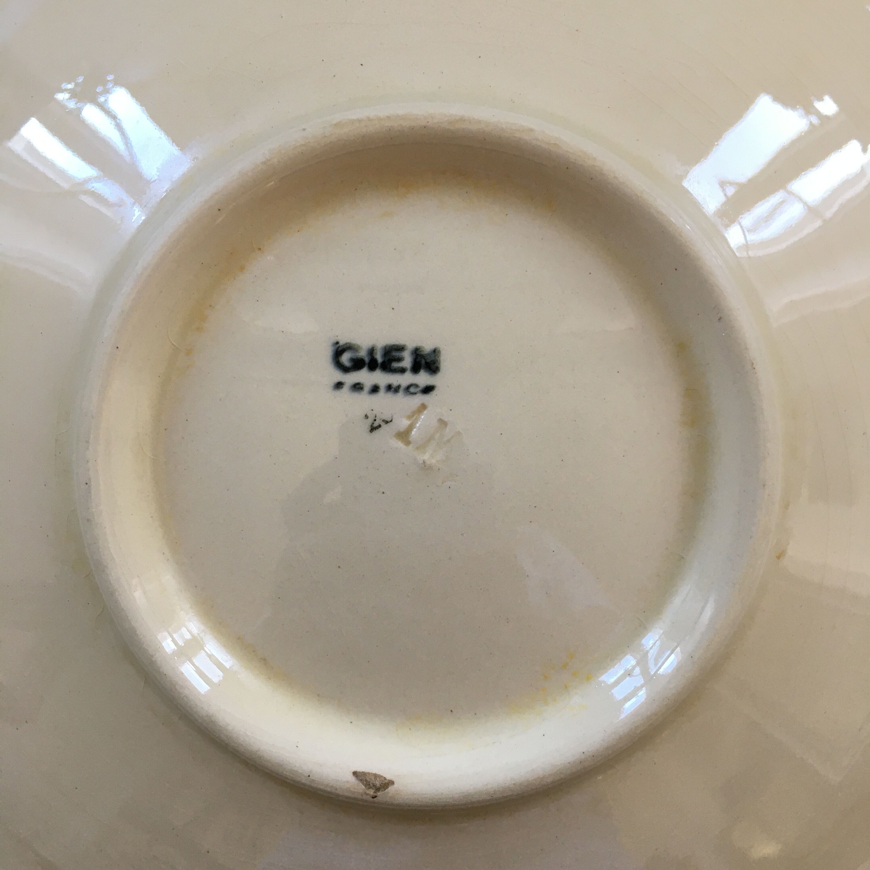 Hollow dish Gien floral decoration