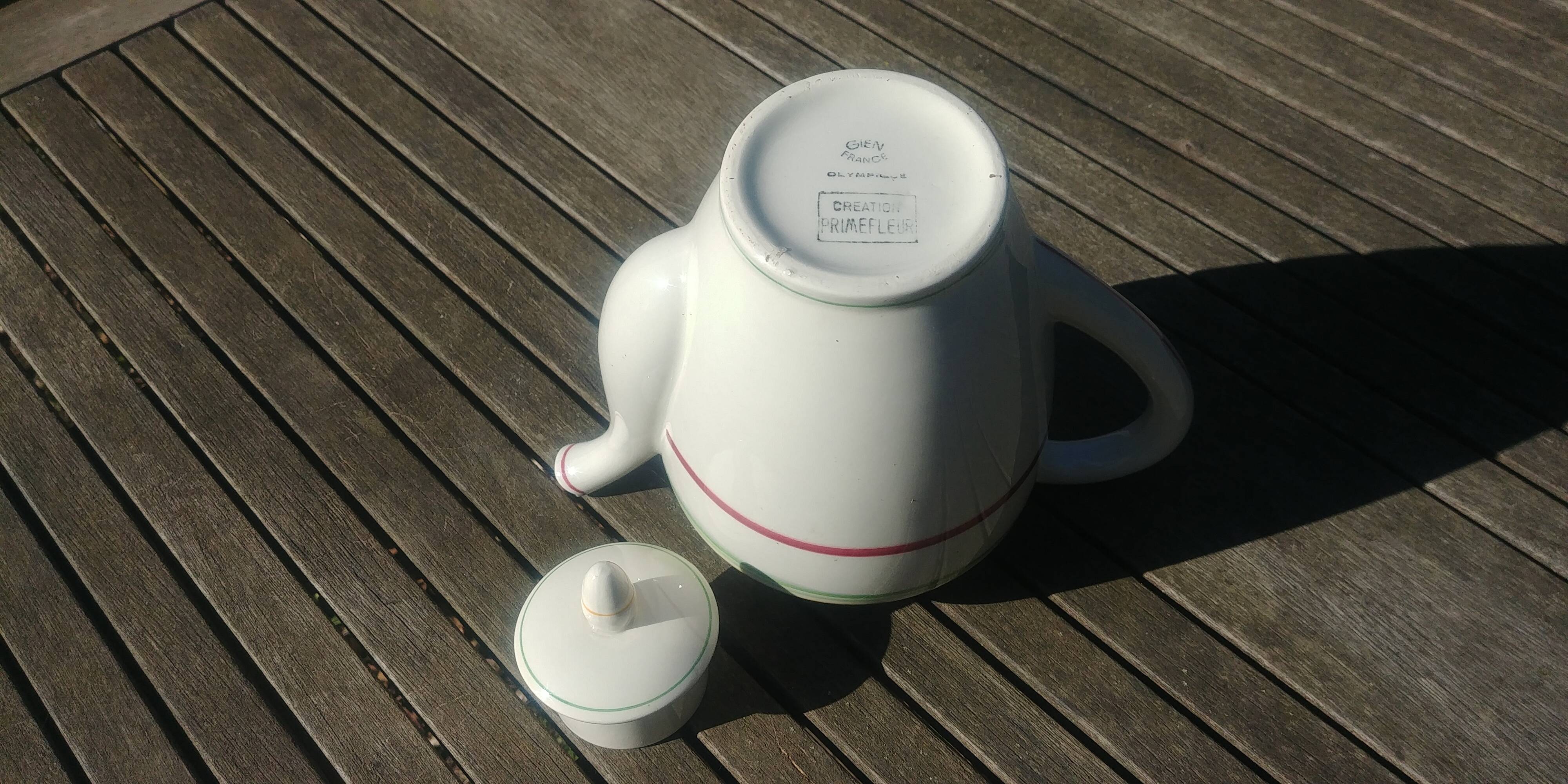 Coffee / tea maker of the faiencerie Gien porcelaine creation Primefleurs-vintage.