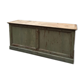 Comptoir de magasin vintage en bois patiné