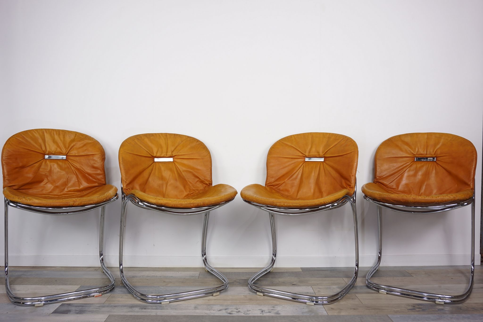 Set of 4 chairs Sabrina Italian design of the 1970s Gastone Rinaldi