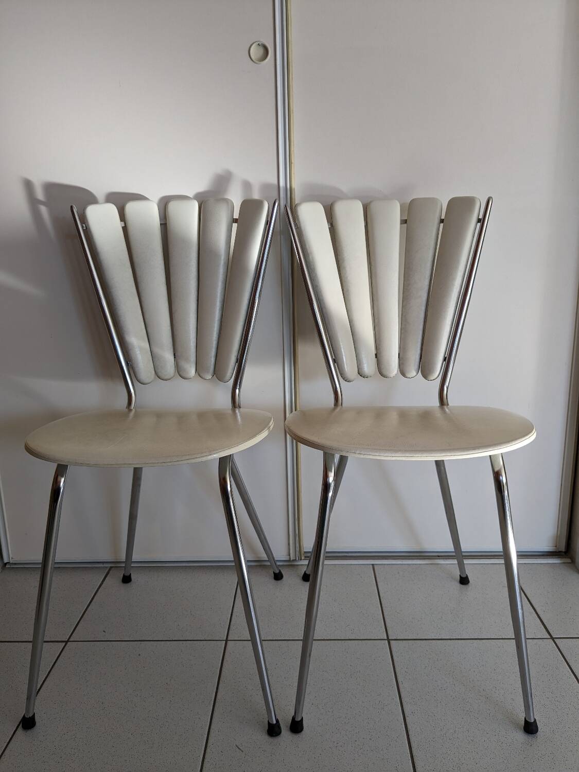 2 chaises pétales Soudexvinyl