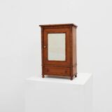 Armoire d'apothicaire en imitation bambou avec miroir et tiroir, France années 1900