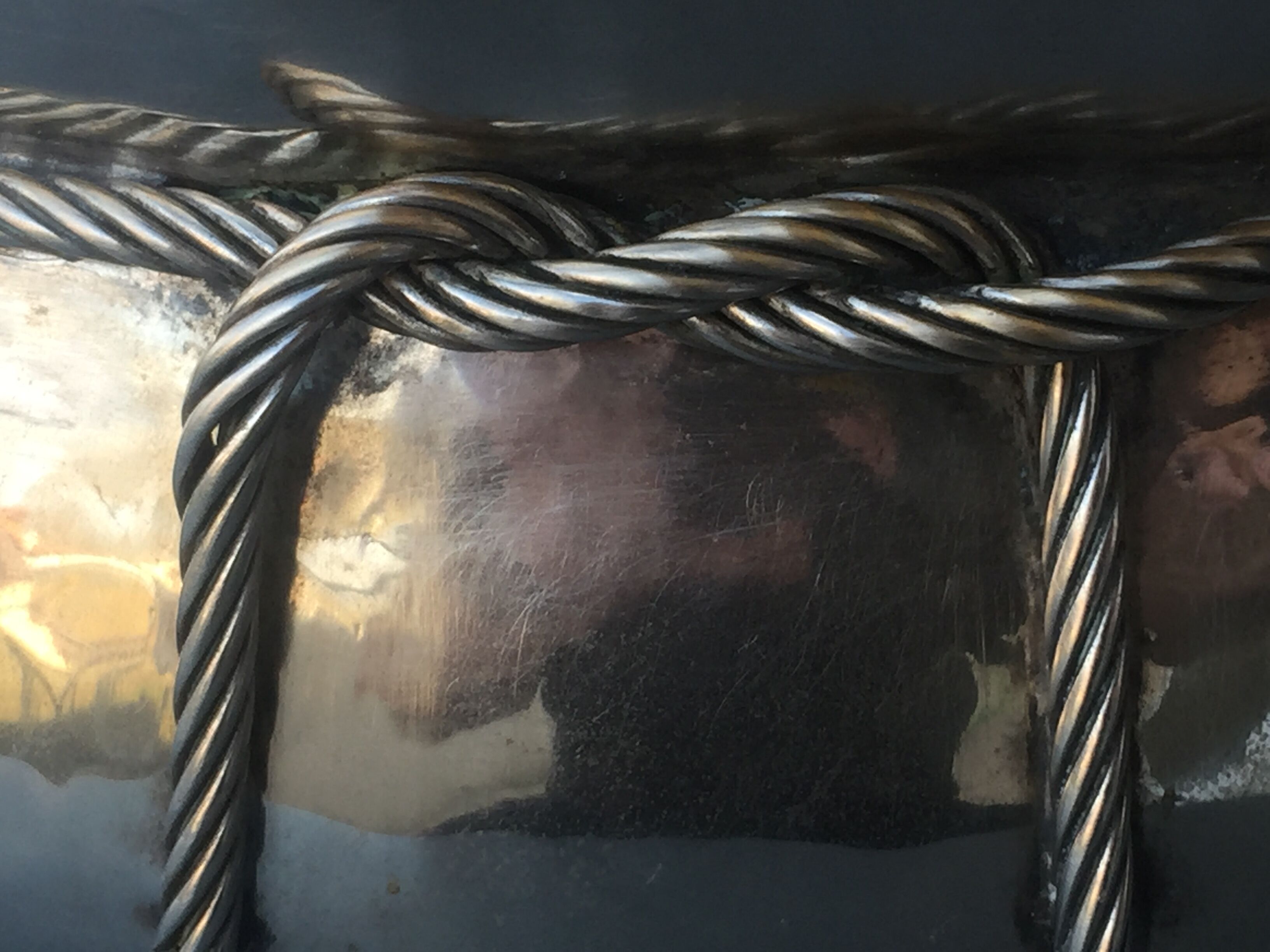 Cache silver metal jar