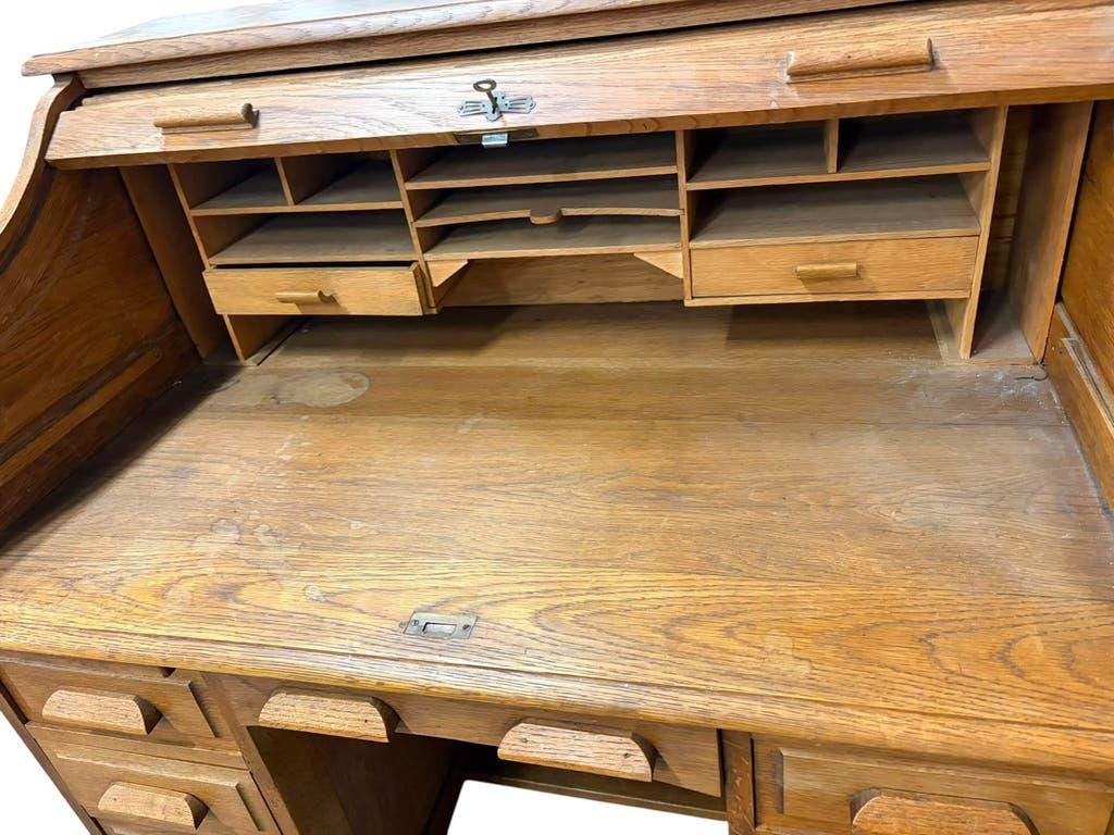Bureau américain vintage en bois / table d'écriture