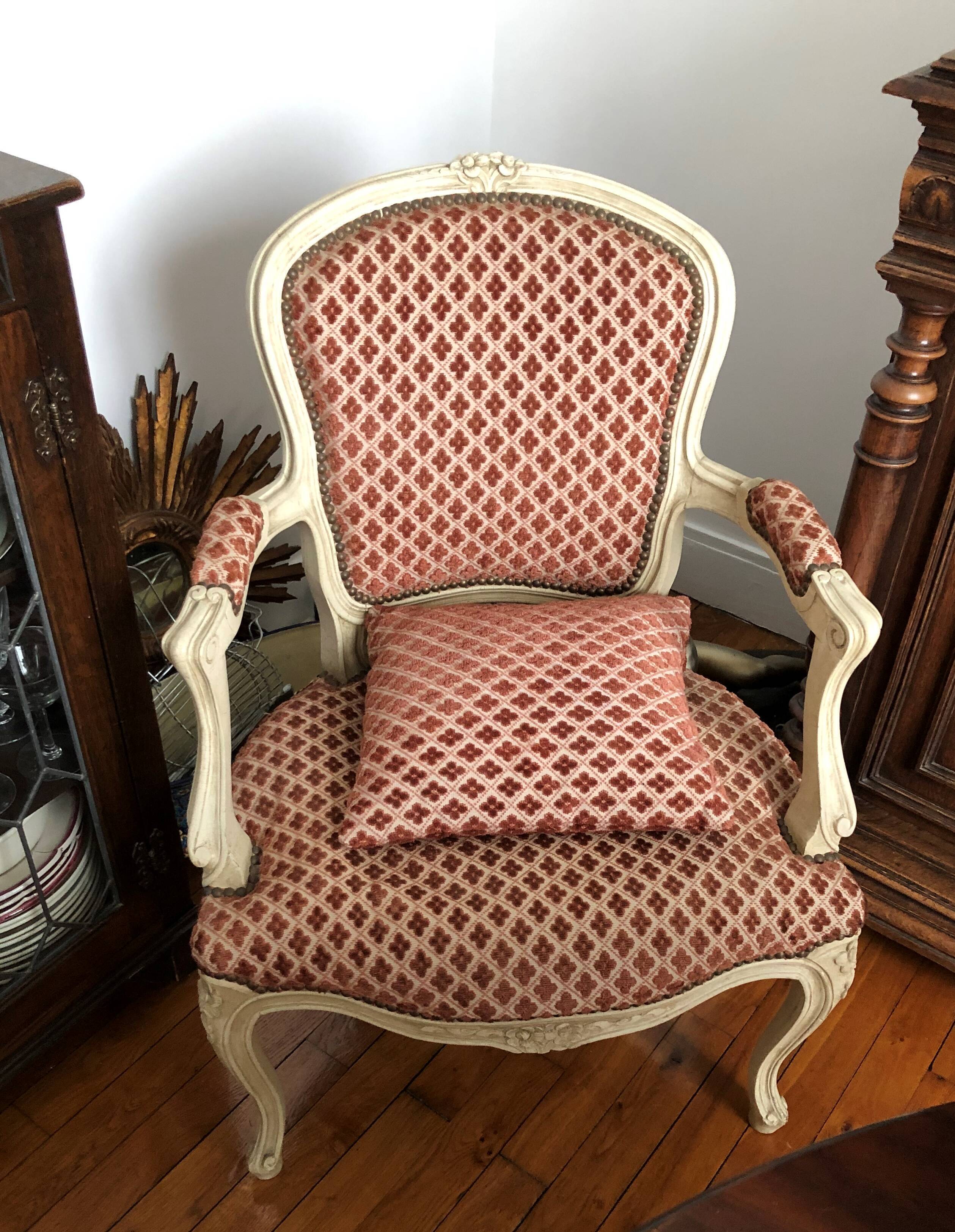 Louis XV style convertible armchair