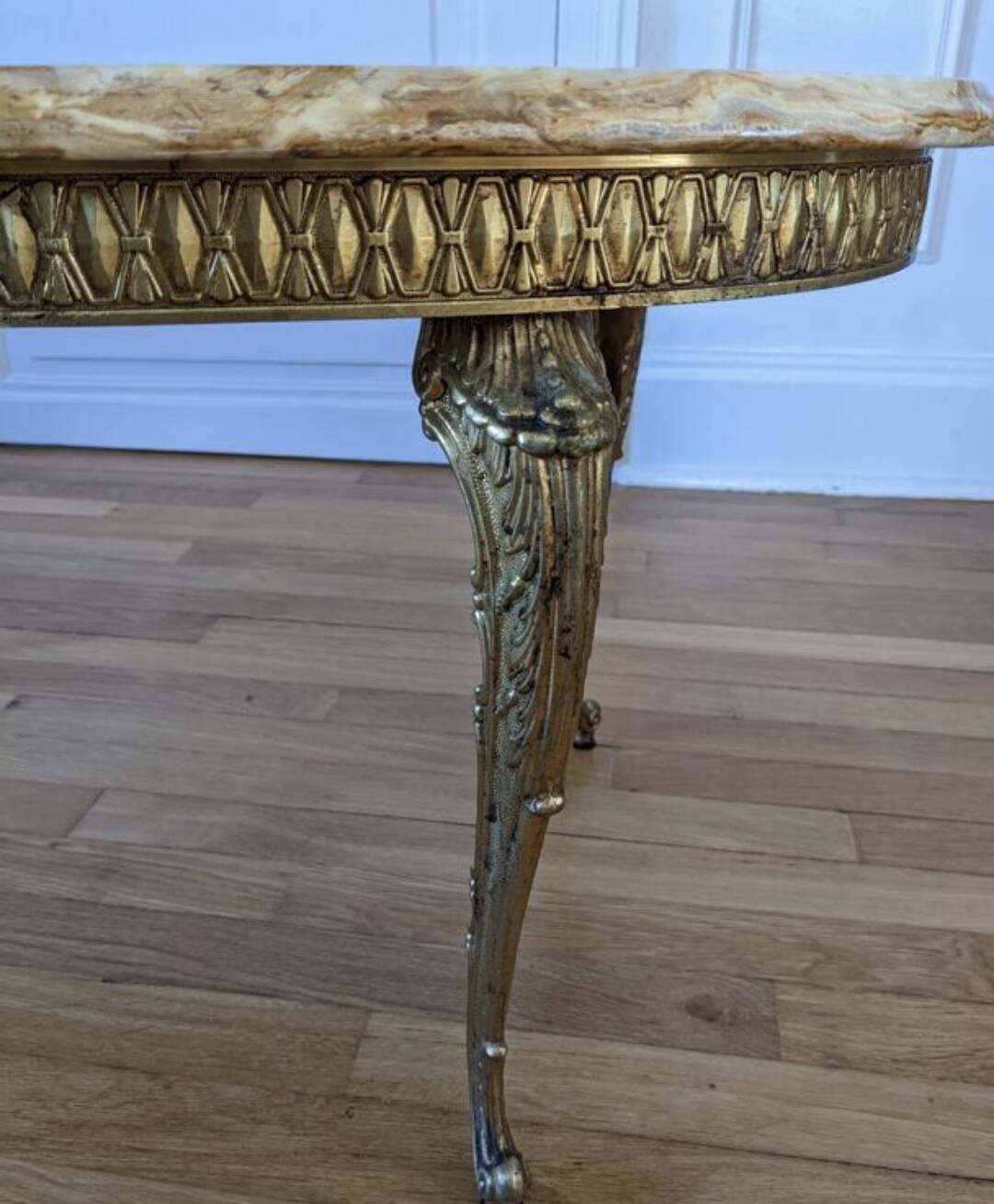 Table basse Louis XV en marbre