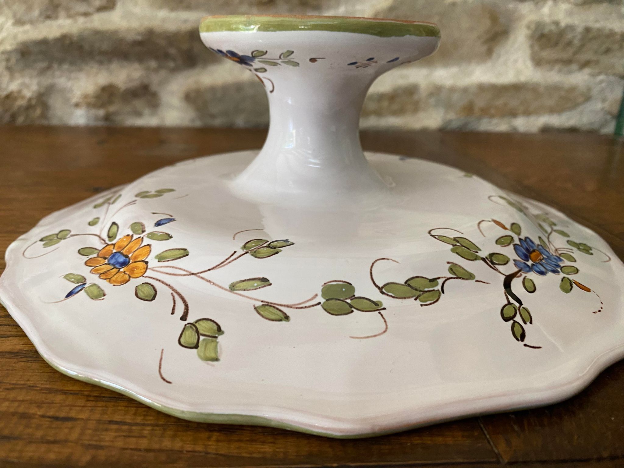 Standing plate Martres Tolosane