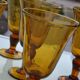8 verres en verre ambré Biot