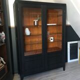 School showcase-style showcase