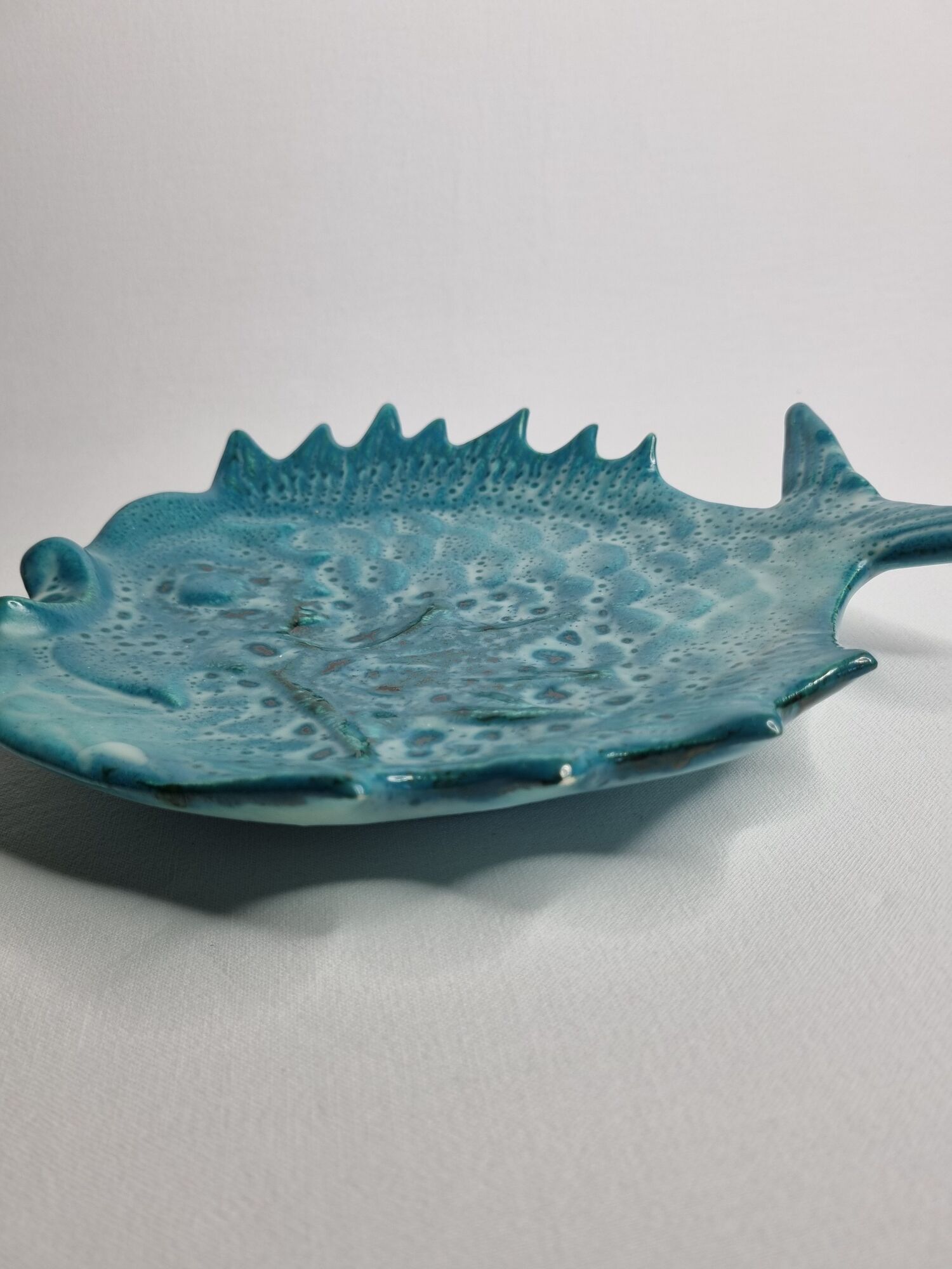 Cup, empty pocket "fat lava" in the form of cerulean blue fish, 28 cm