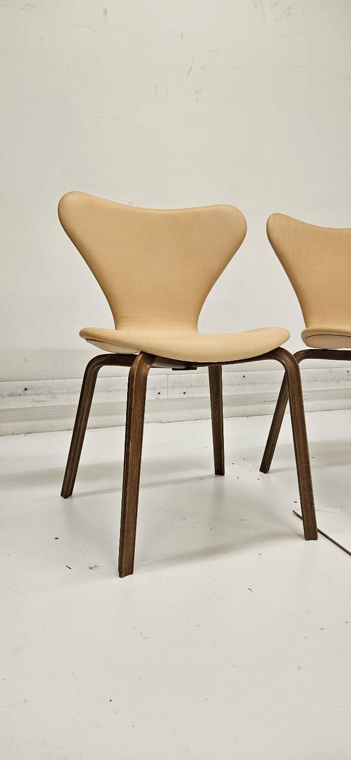 Ensemble Arne Jacobsen Seven chaise grand prix Fritz Hansen