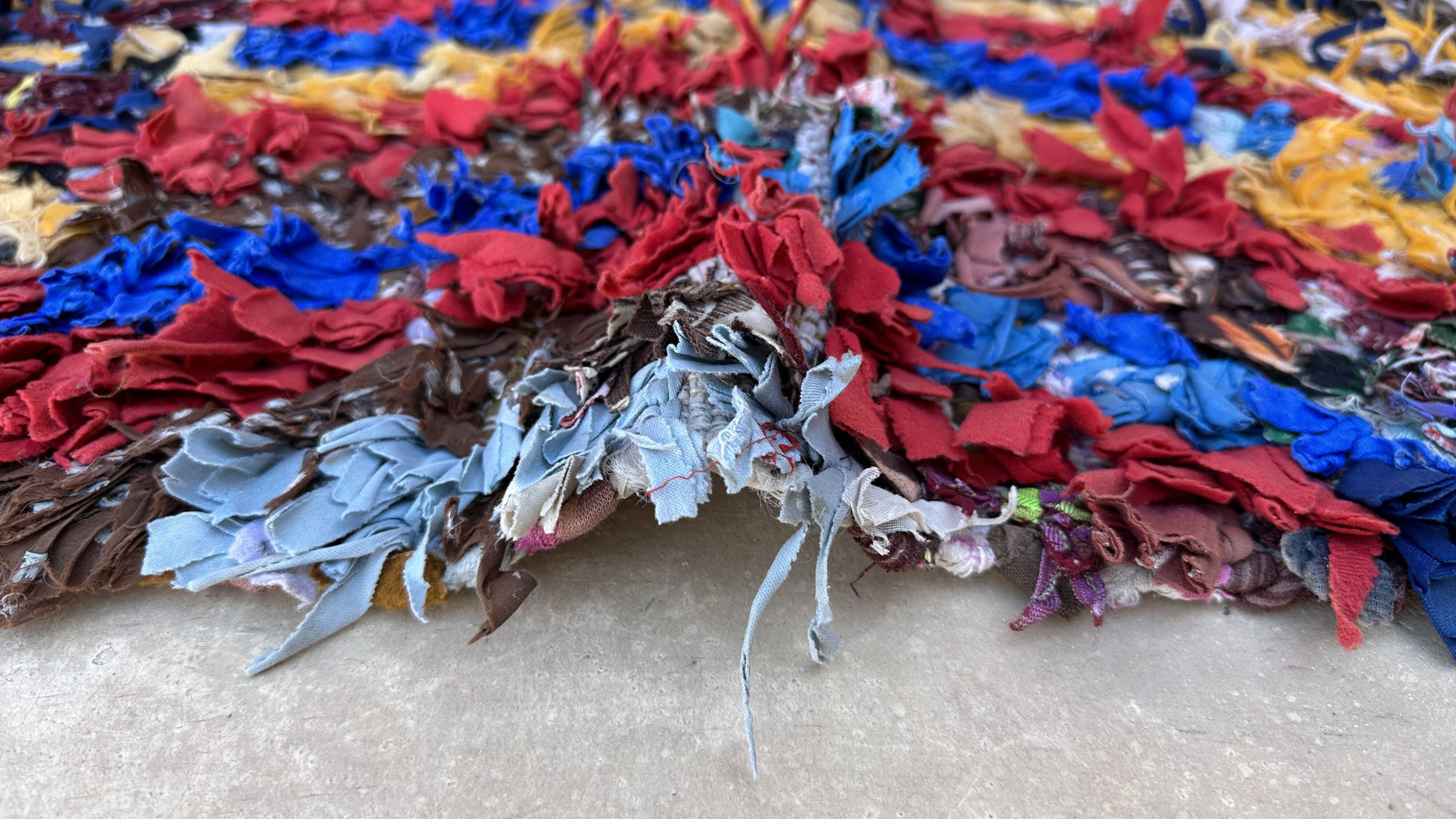 Colorful Boucherouite Moroccan rug - 88 x 158 cm