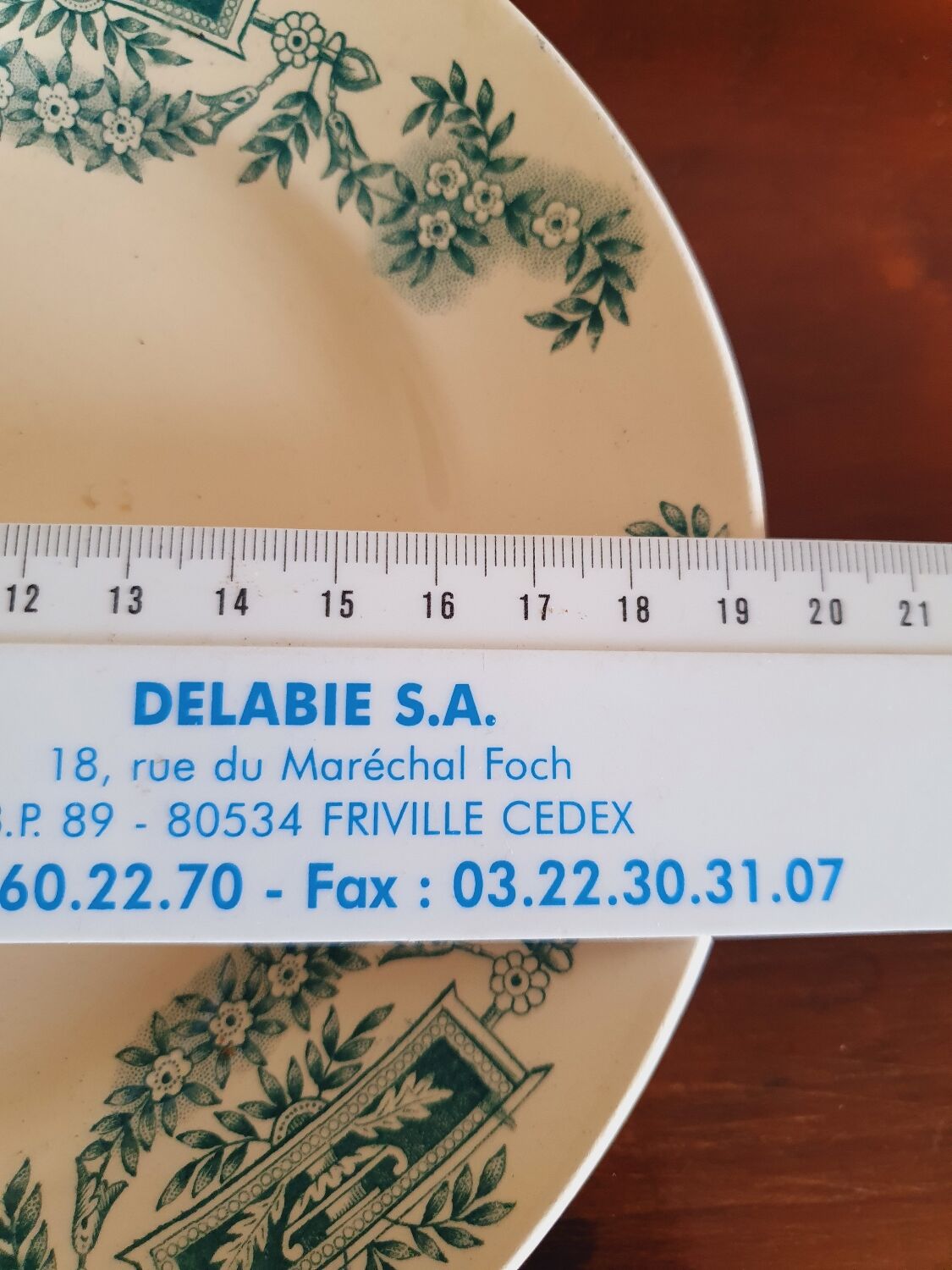 Longchamps plates