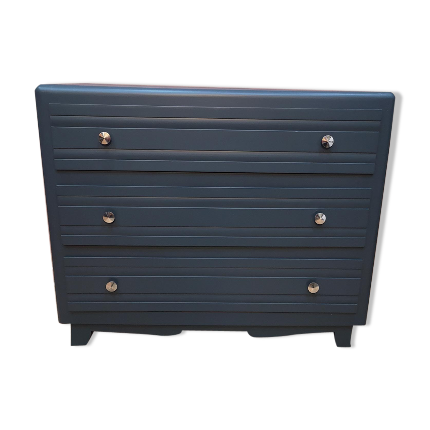 Cute chest of drawers