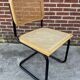 Chaise design Cesca modèle b32 en noir