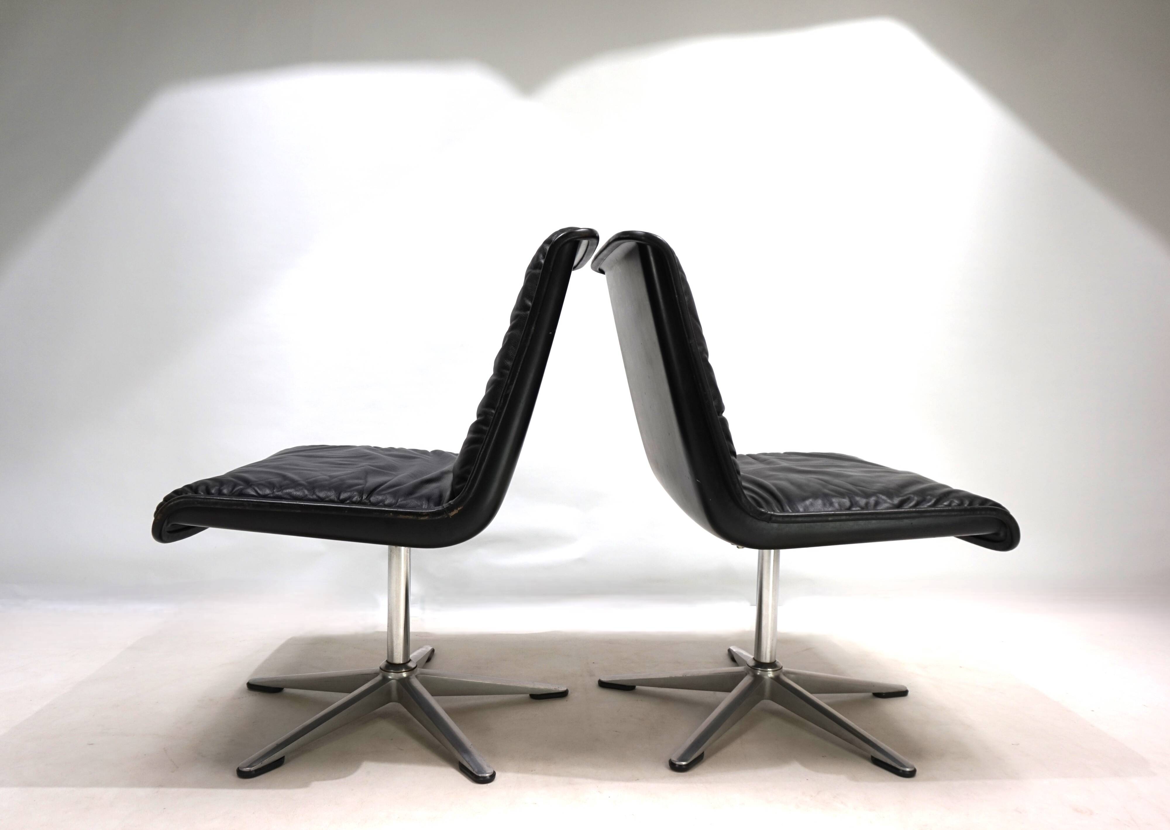 Wilhahn Delta set of 2 leather conference / dining chairs by Delta, 1960