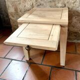 Extendable coffee table in exotic wood