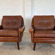 Vintage retro danish mid-century svend skipper club chairs in cognac leathe