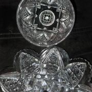 Beurrier ancien en verre taillé