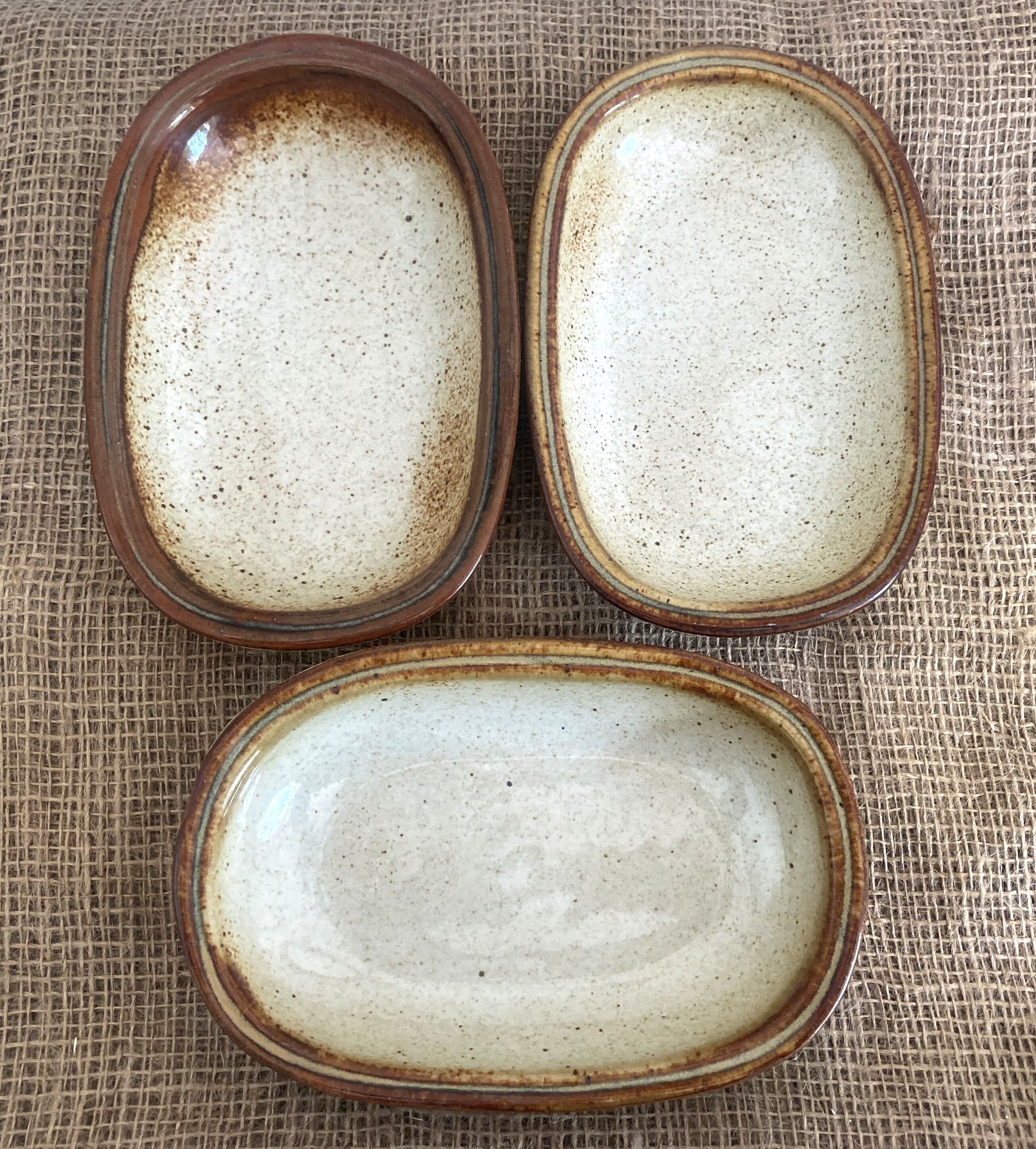 Lot de 3 plats vintage en grès émaillés Jean Austruy